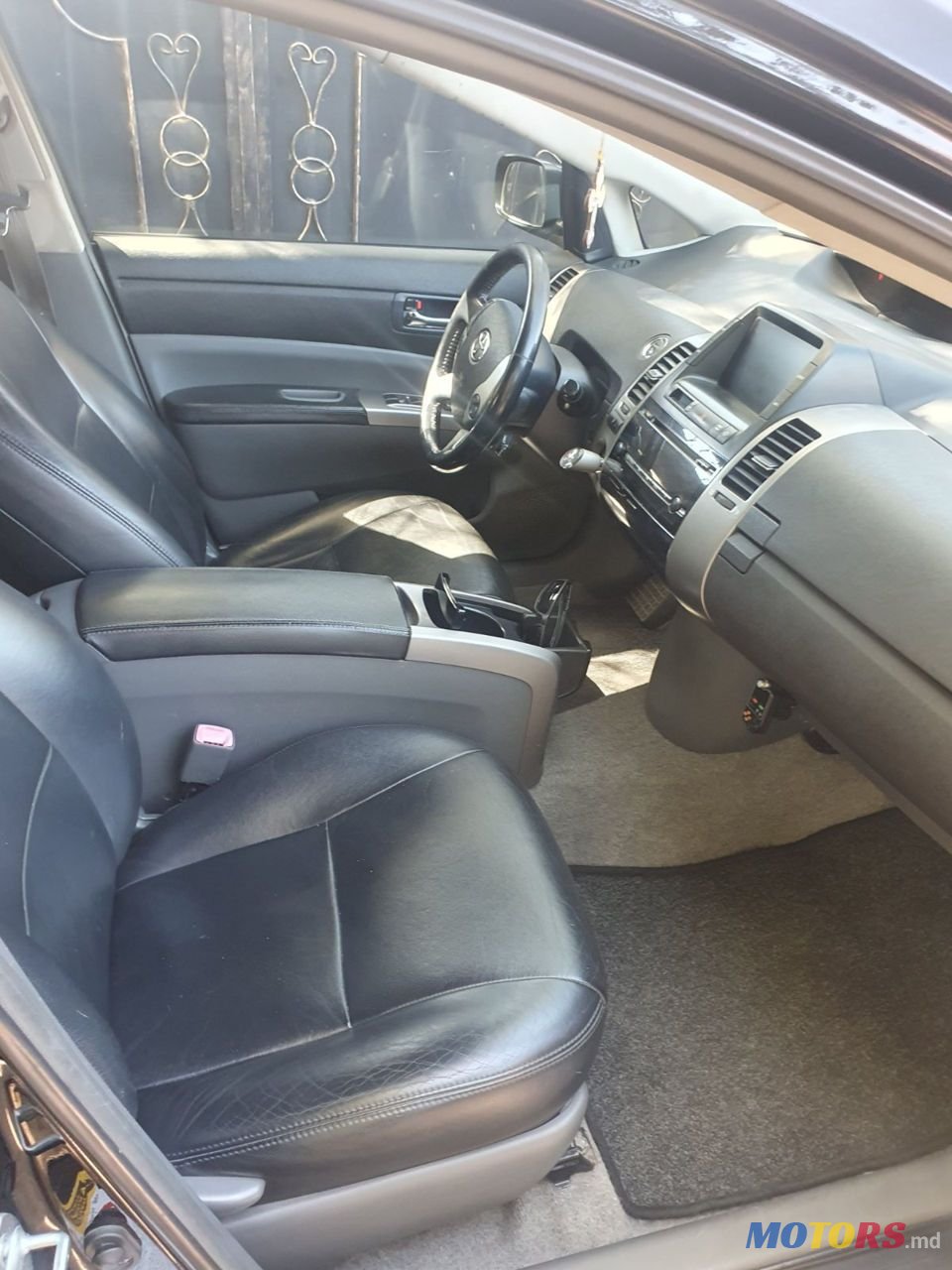 2008' Toyota Prius photo #4