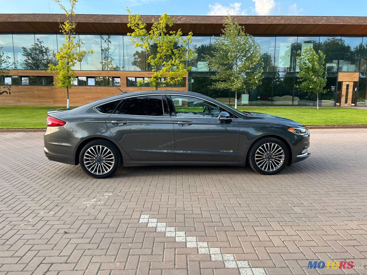 2017' Ford Fusion photo #6