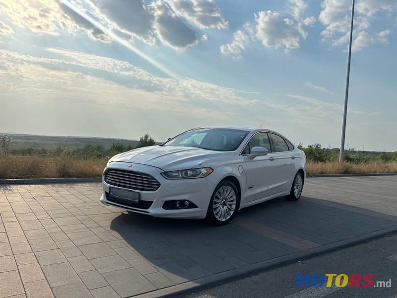 2013' Ford Fusion photo #4