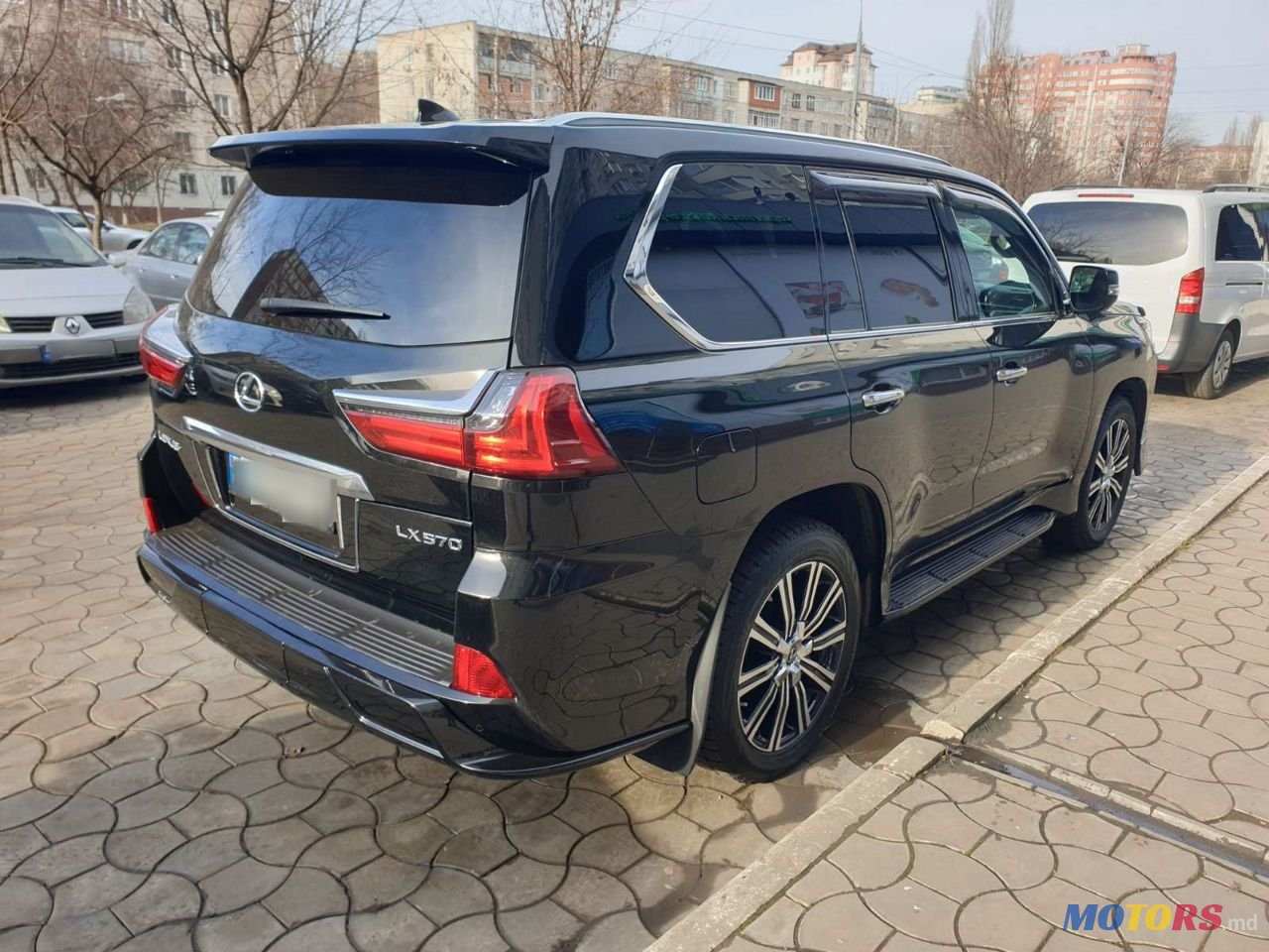 2019' Lexus Lx Series photo #2