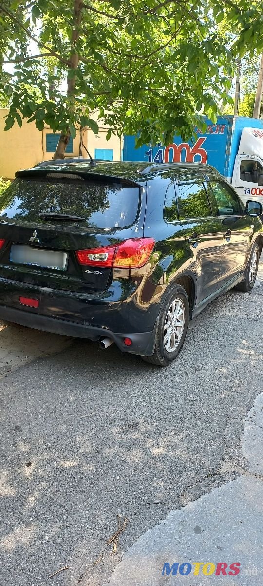2013' Mitsubishi ASX photo #1