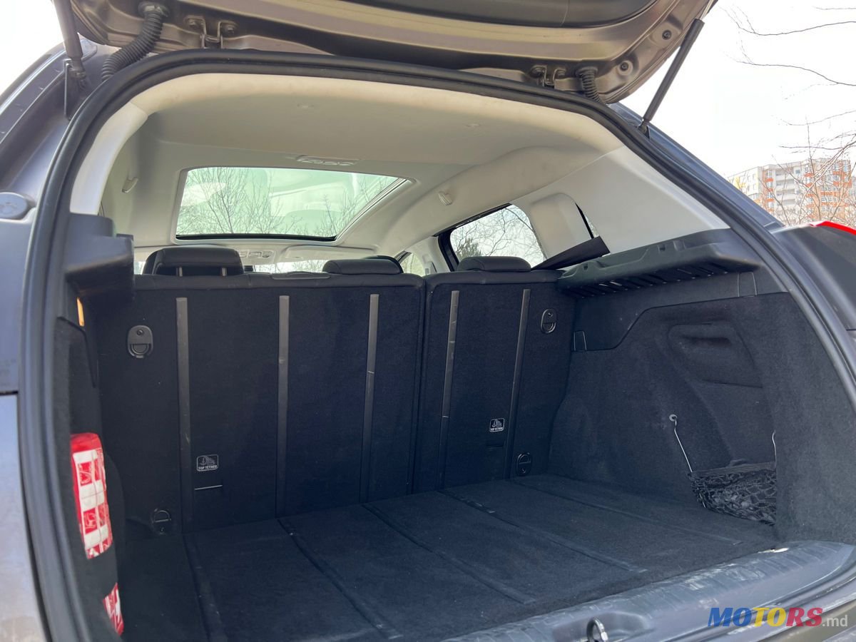 2014' Peugeot 2008 photo #3