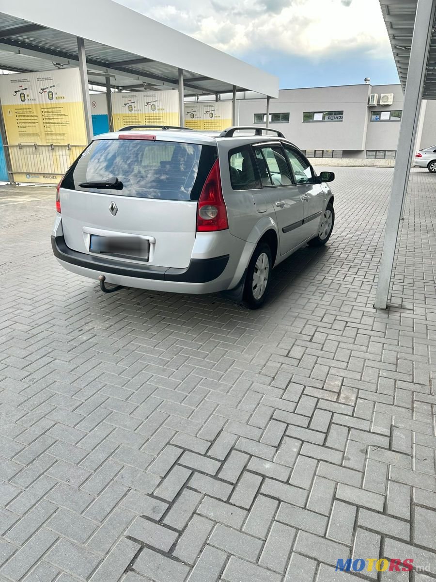 2004' Renault Megane photo #2