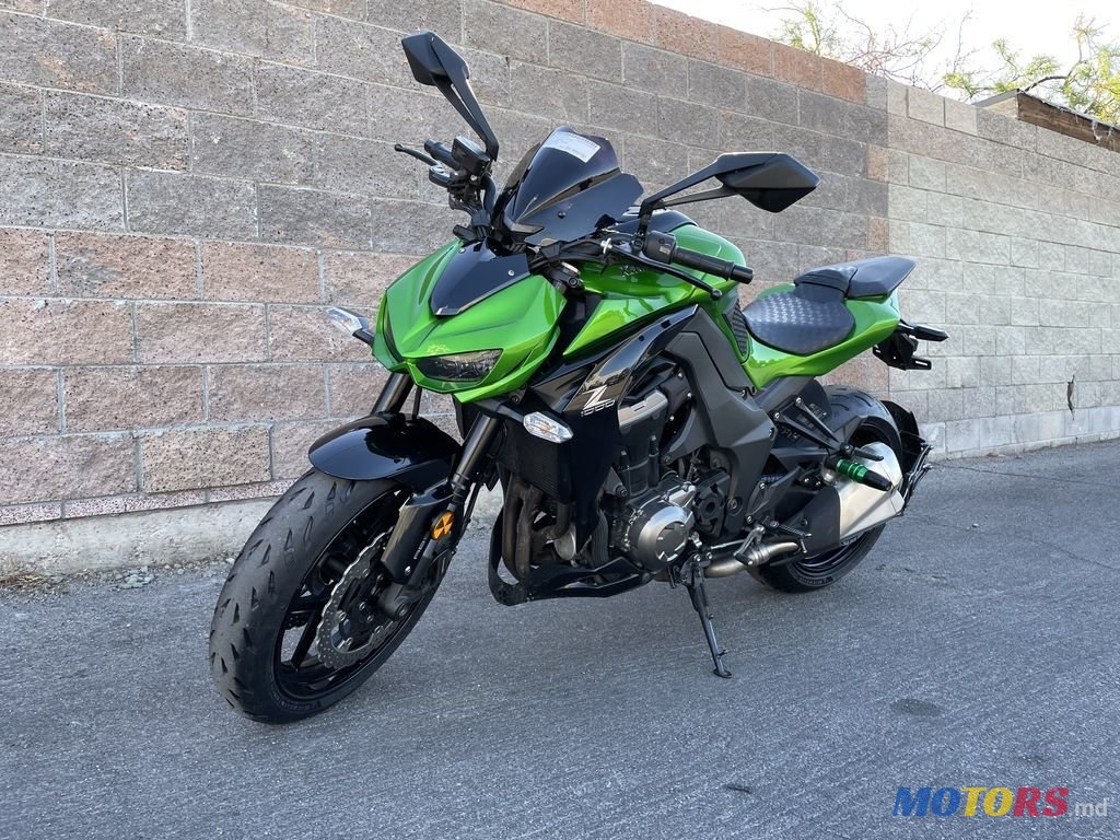 2015' Kawasaki Z1000 ABS photo #2