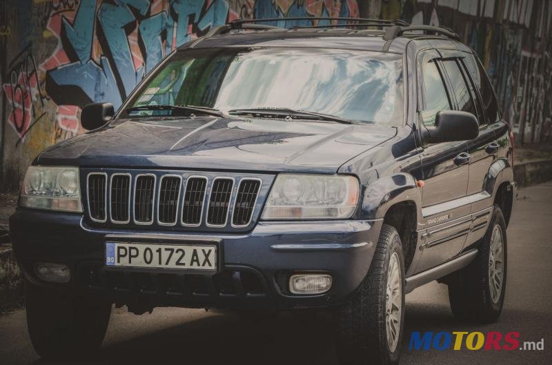 2002' Jeep Grand Cherokee photo #1