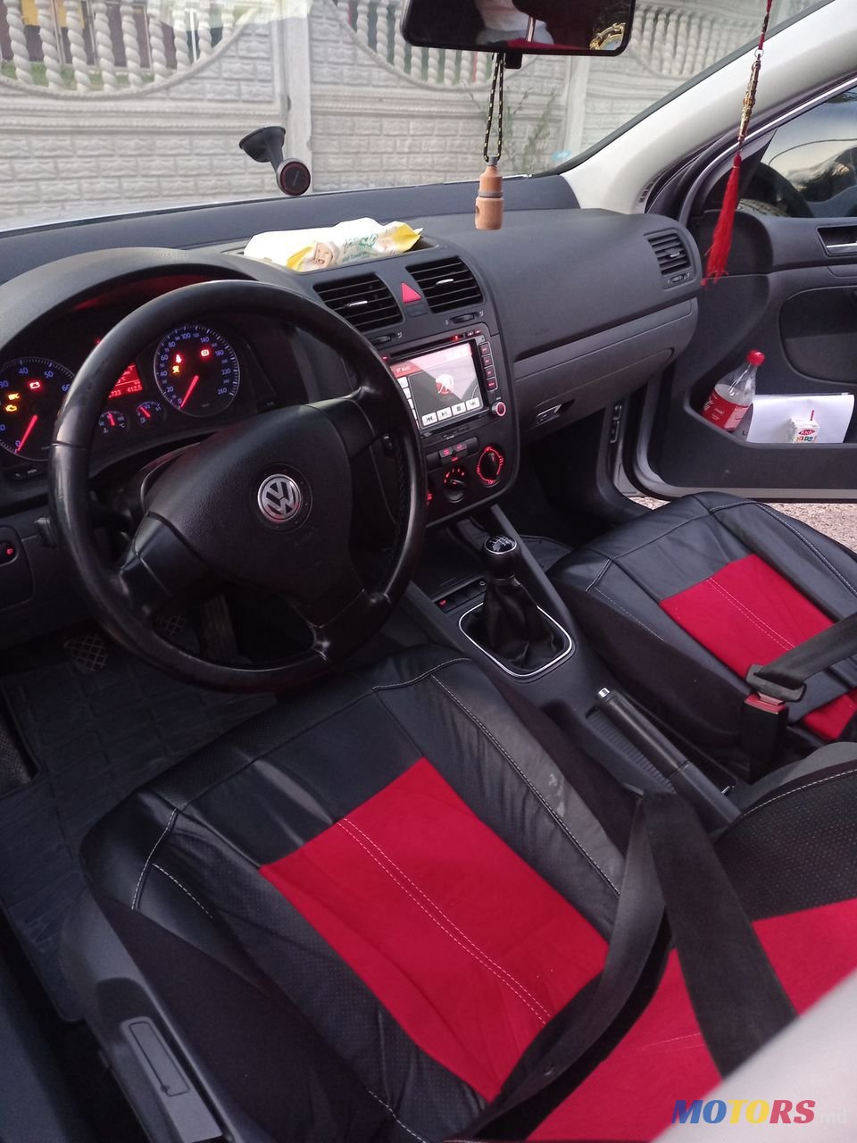 2006' Volkswagen Golf photo #4