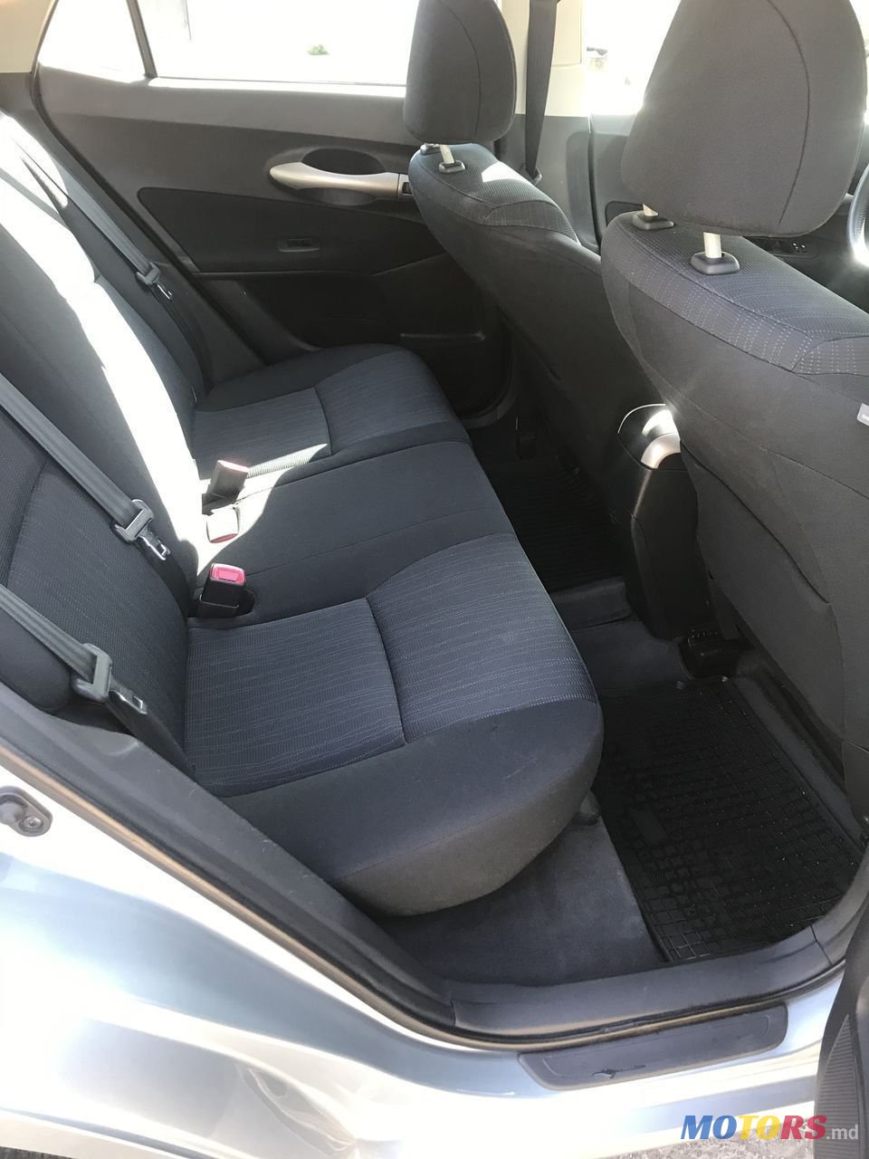 2007' Toyota Auris photo #5