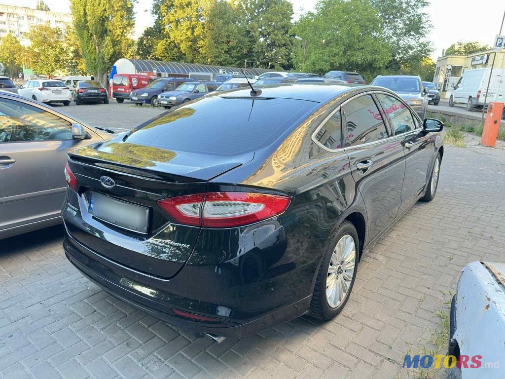 2013' Ford Fusion photo #4