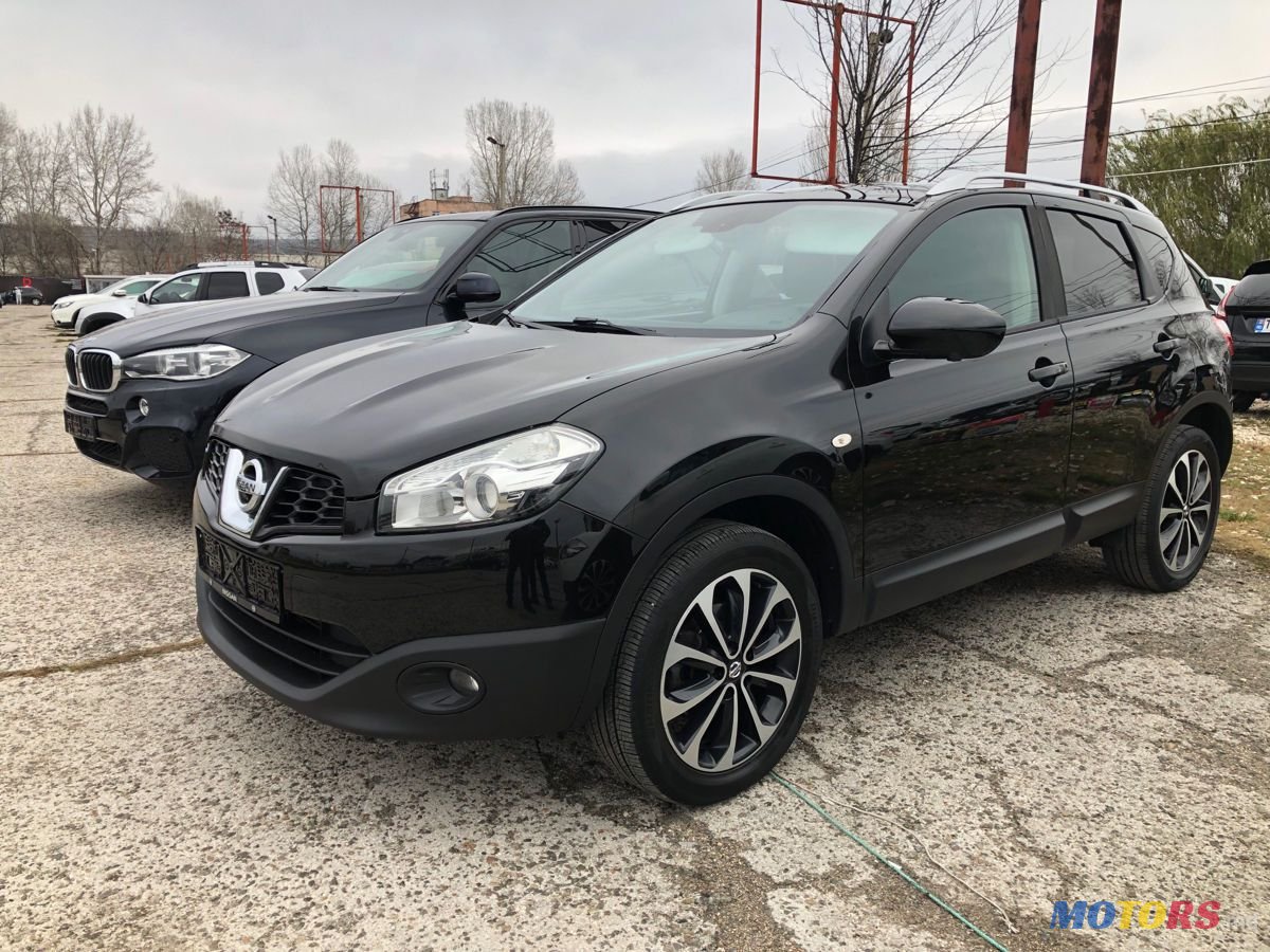 2013' Nissan Qashqai photo #2