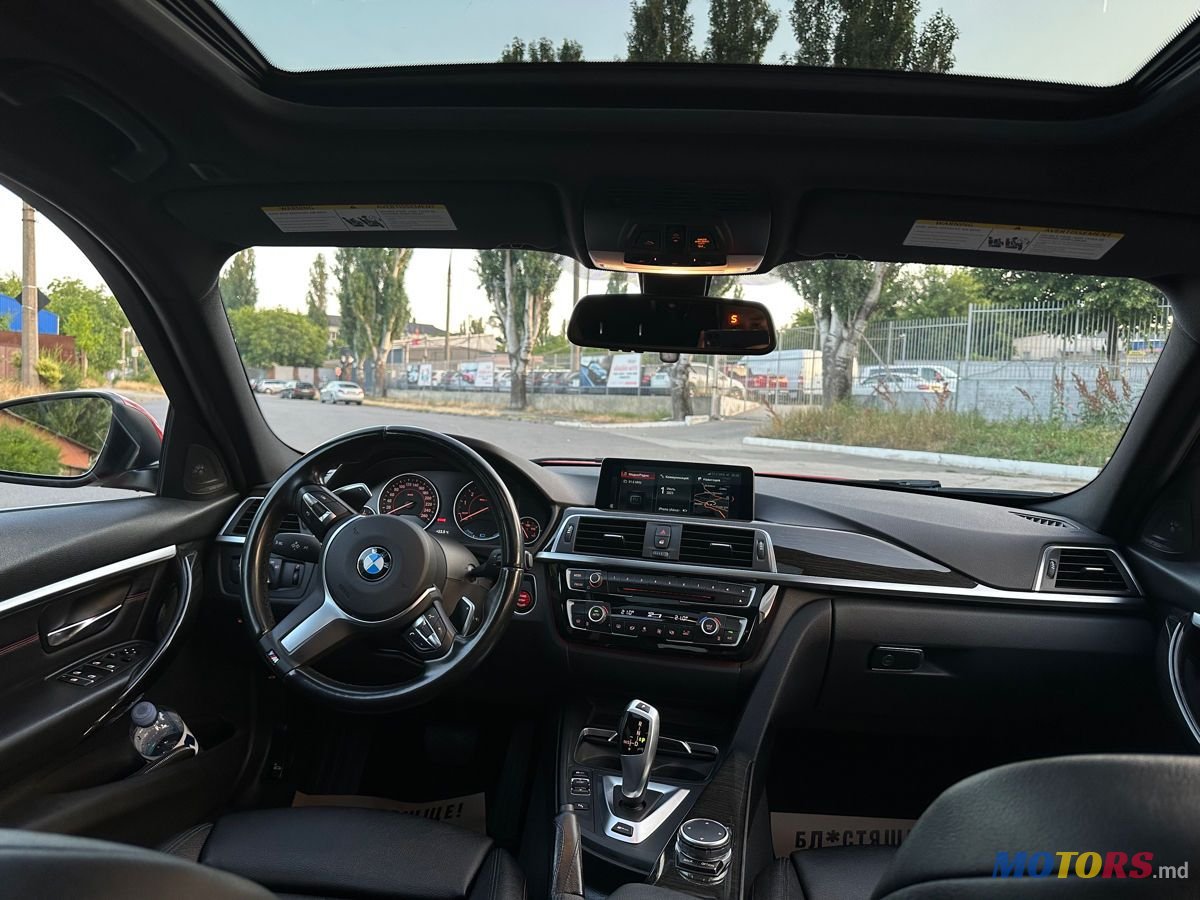 2017' BMW 3 Series photo #3