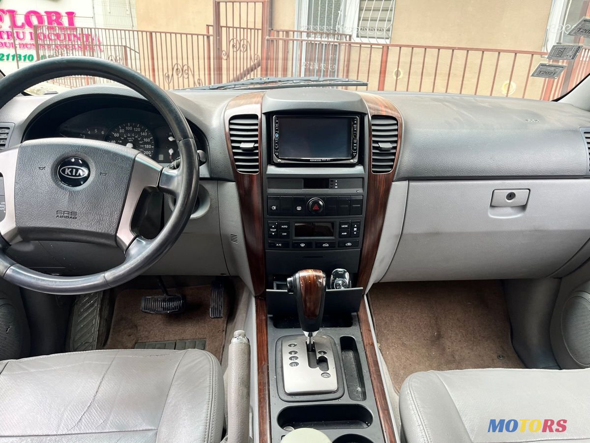 2005' Kia Sorento photo #2