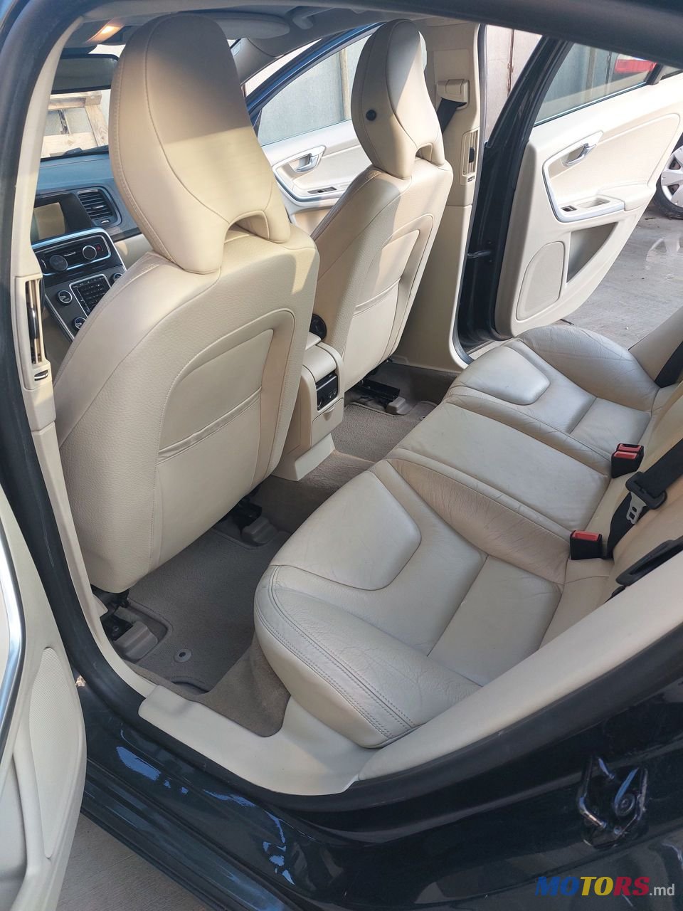 2012' Volvo S60 photo #6