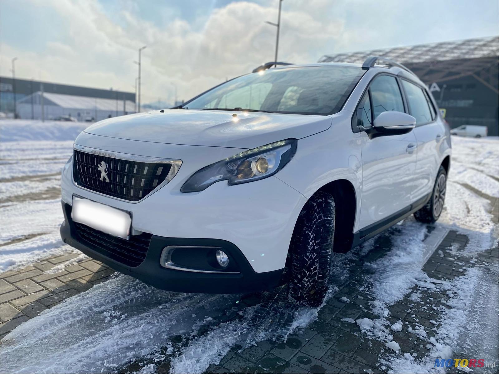 2018' Peugeot 2008 photo #2