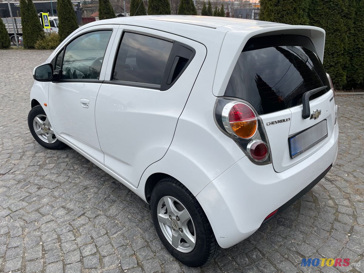 2010' Chevrolet Spark photo #3