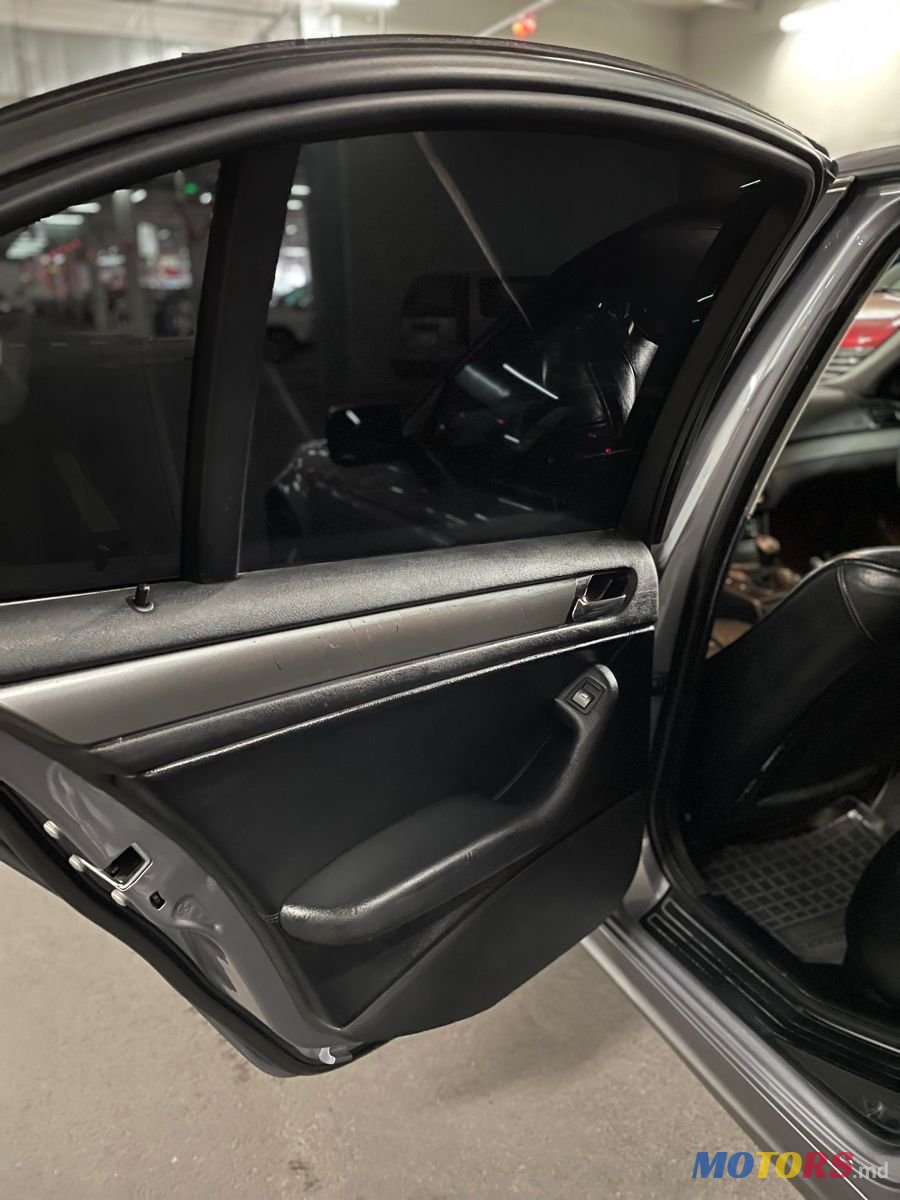 2004' BMW 3 Series photo #4