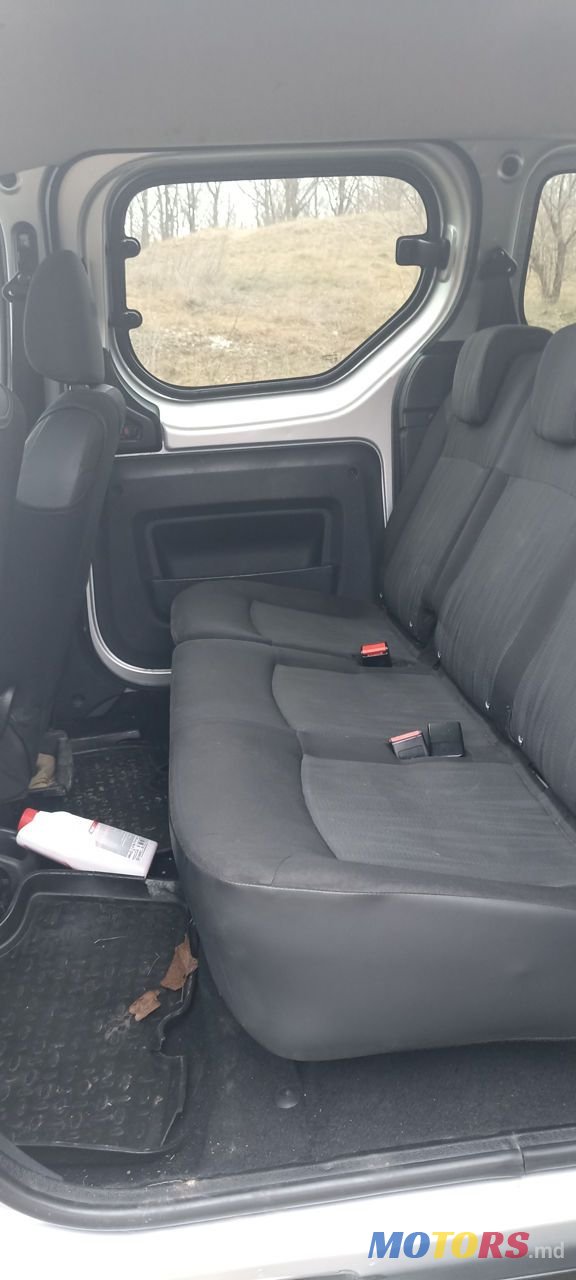 2012' Dacia Dokker photo #2