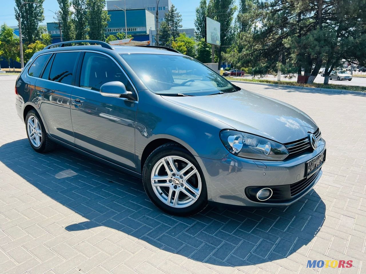 2012' Volkswagen Golf photo #6