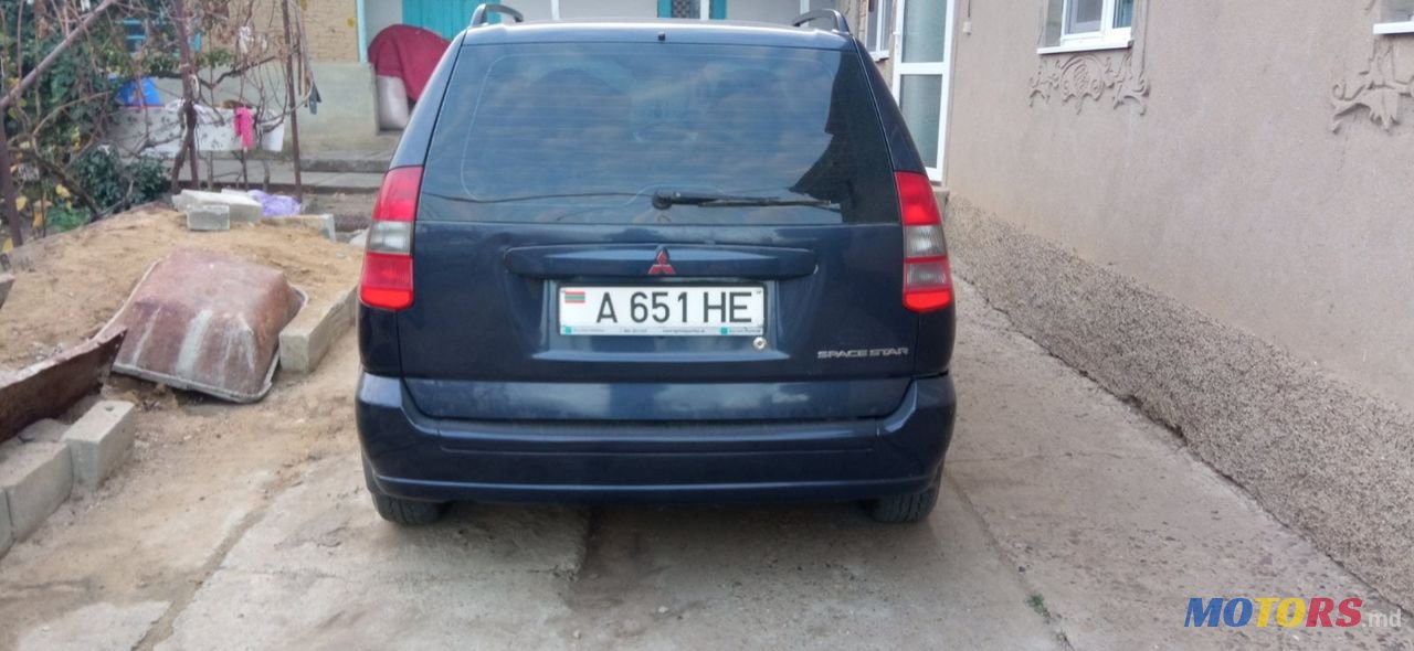 1999' Mitsubishi Space Star photo #1