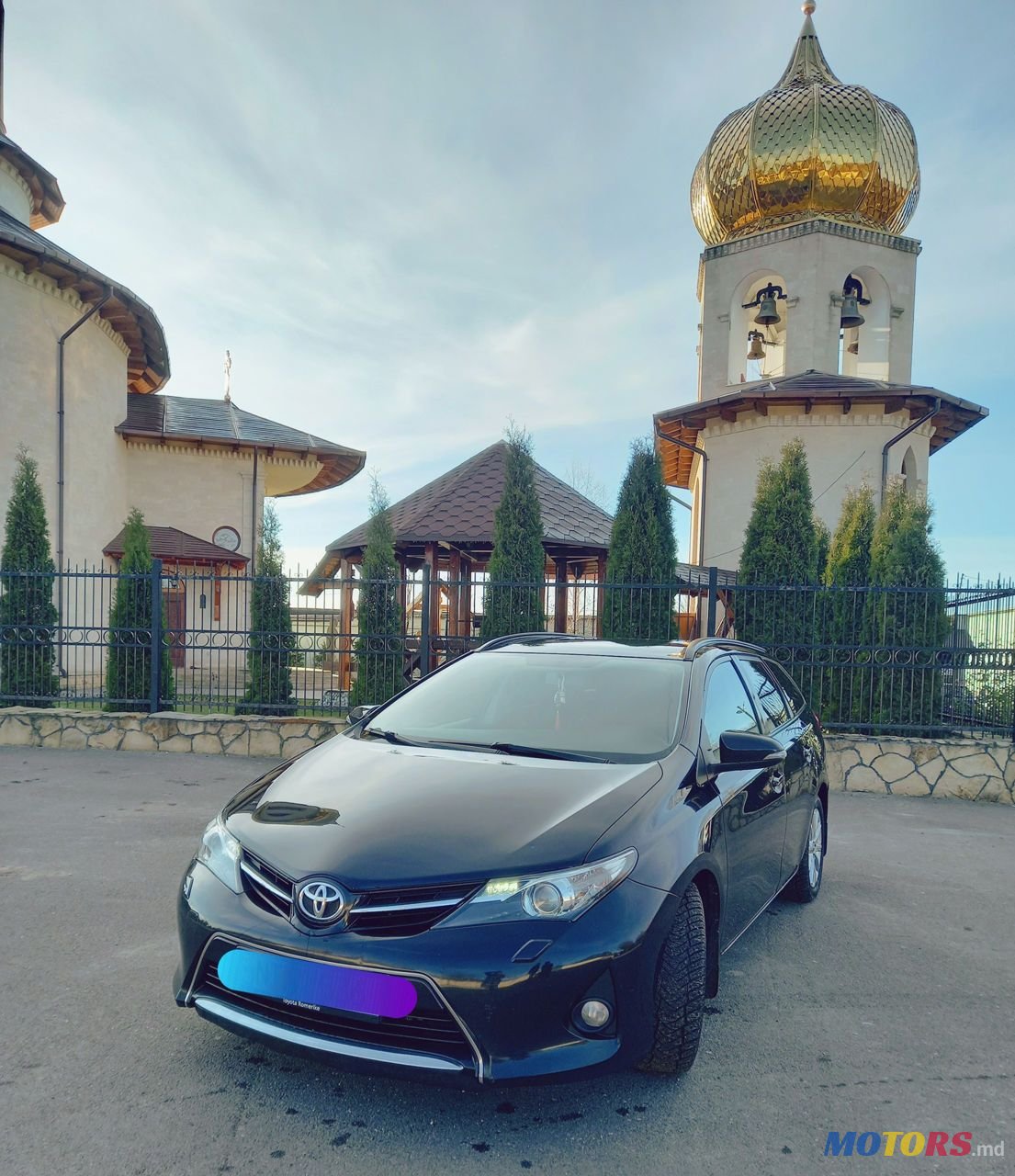 2014' Toyota Auris photo #4