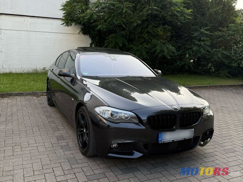 2012' BMW 5 Series photo #1