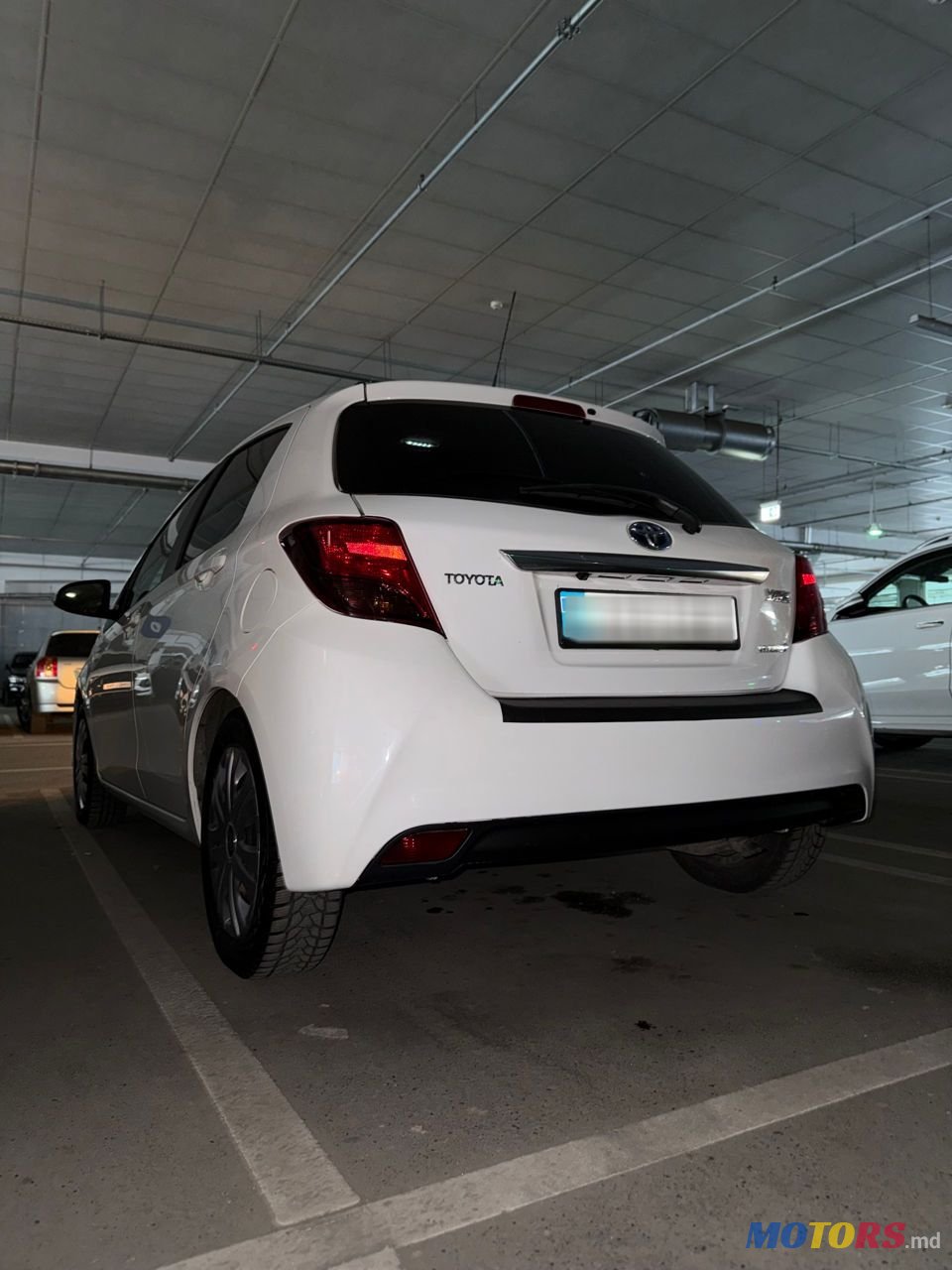2015' Toyota Yaris photo #4