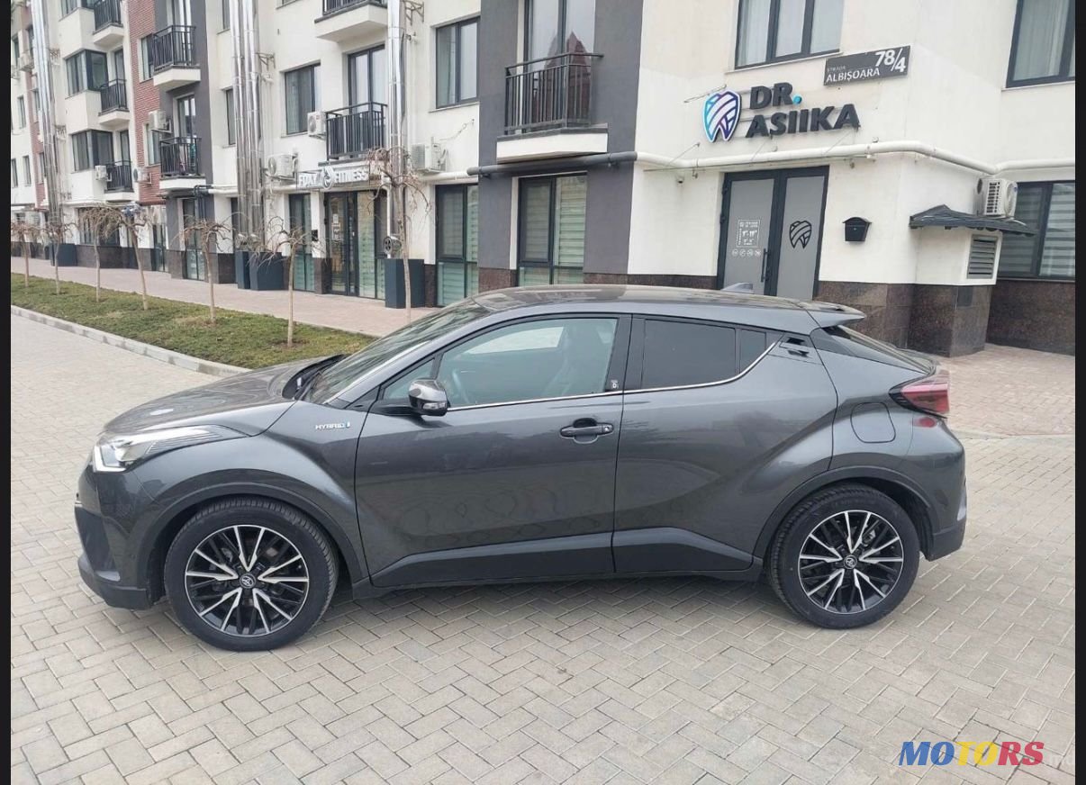 2018' Toyota C-HR photo #1