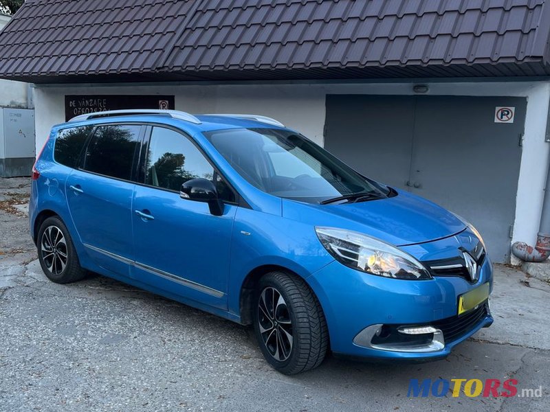 2015' Renault Grand Scenic photo #3