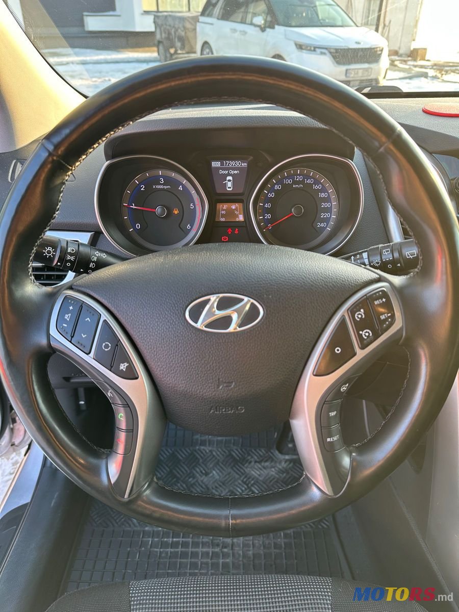 2013' Hyundai i30 photo #5