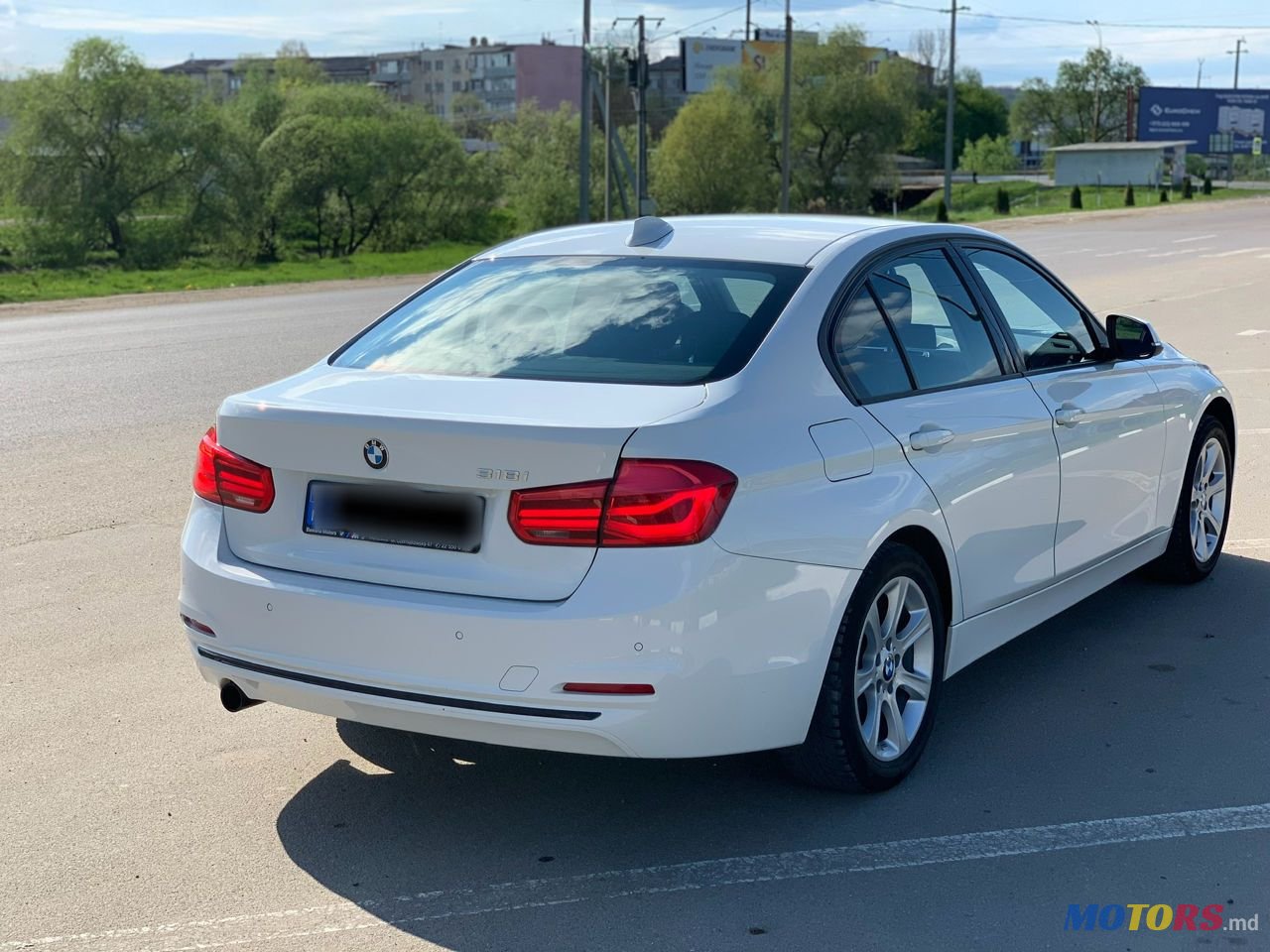2016' BMW 3 Series photo #3