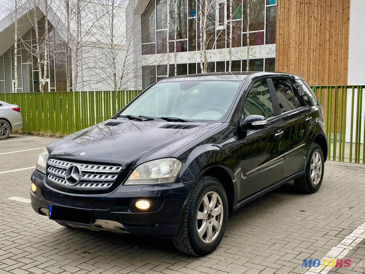 2007' Mercedes-Benz M Класс photo #1