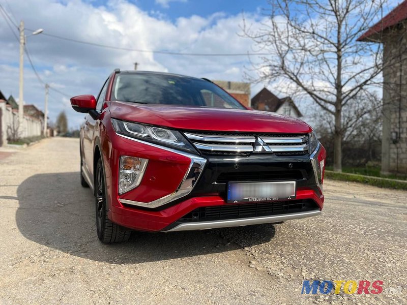 2017' Mitsubishi Eclipse Cross photo #2