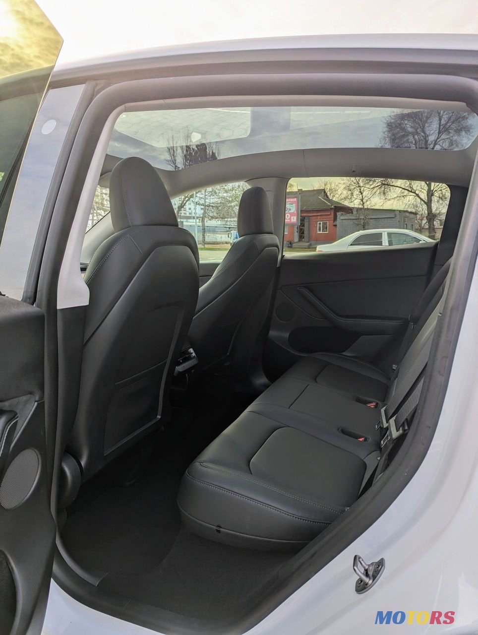 2023' Tesla Model Y photo #6