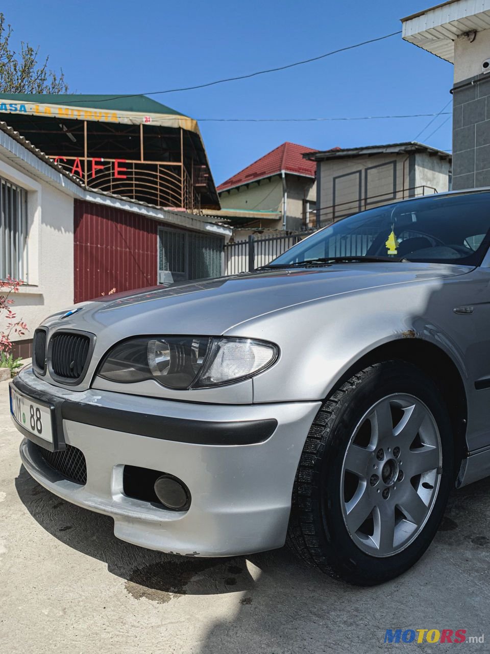 2004' BMW 3 Series photo #4