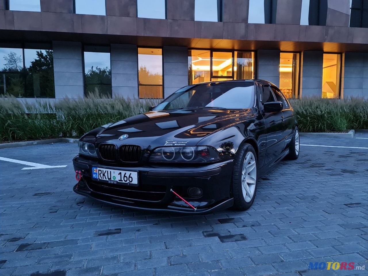 2002' BMW 5 Series photo #2