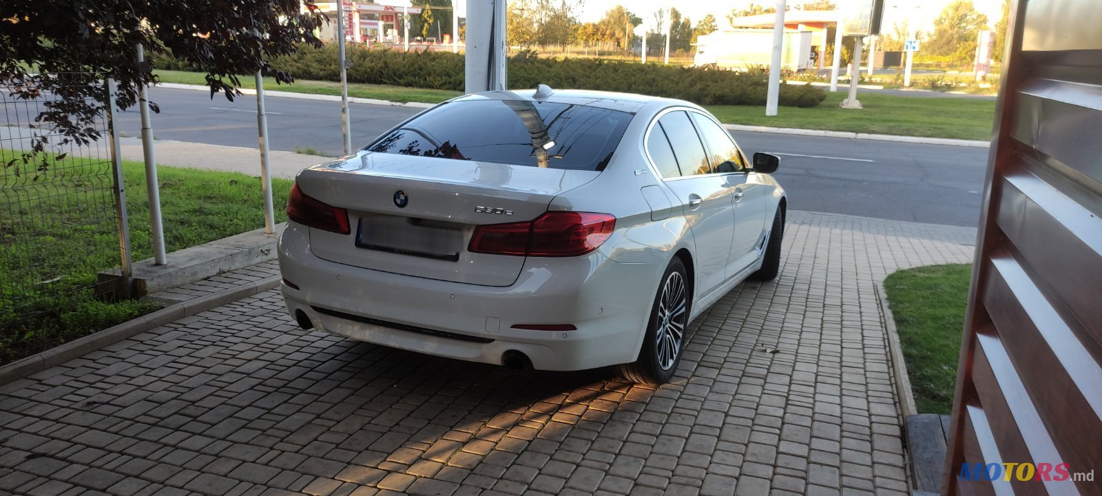 2018' BMW 530 G30 photo #5