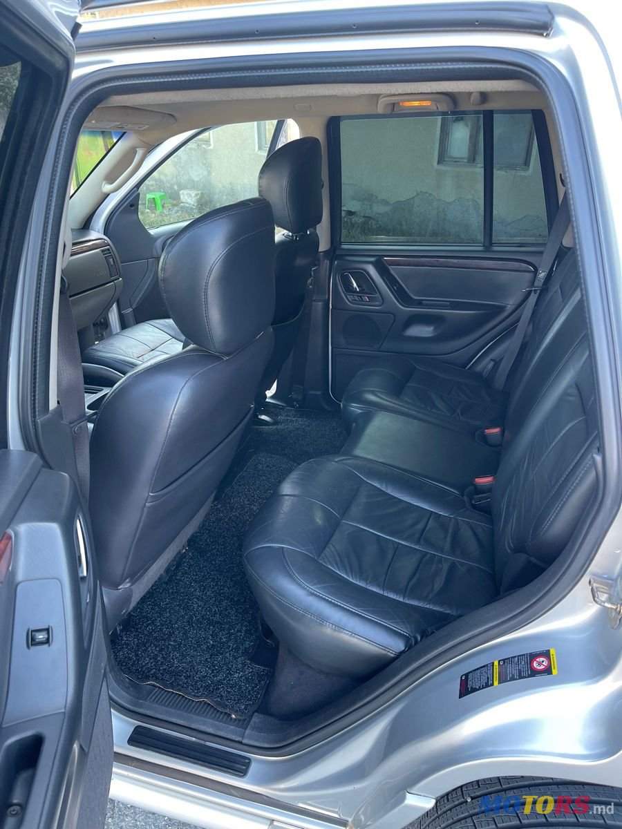 2003' Jeep Grand Cherokee photo #6