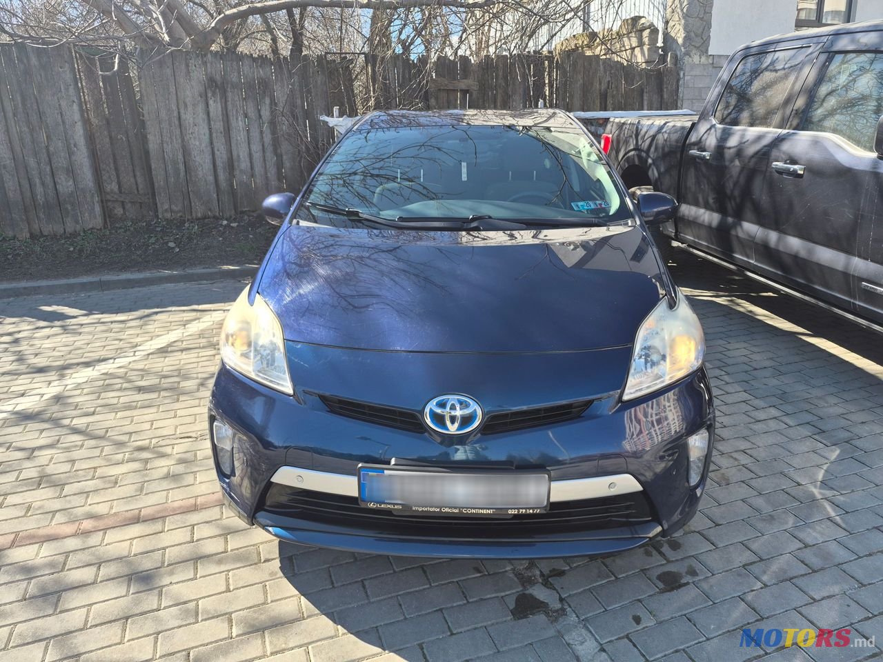 2013' Toyota Prius photo #3