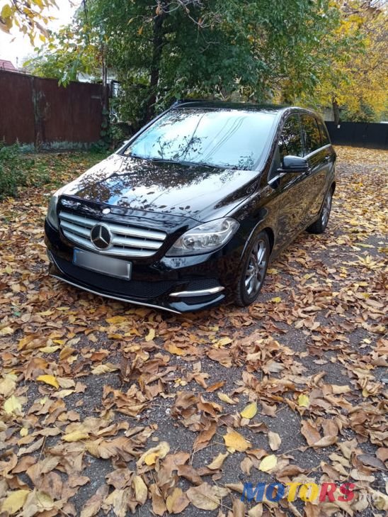 2014' Mercedes-Benz B-Class photo #1