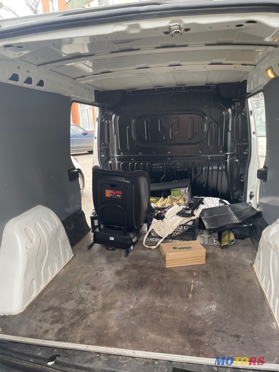 2012' Opel Combo photo #4