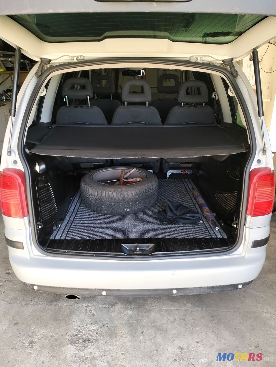 2001' Volkswagen Sharan photo #6