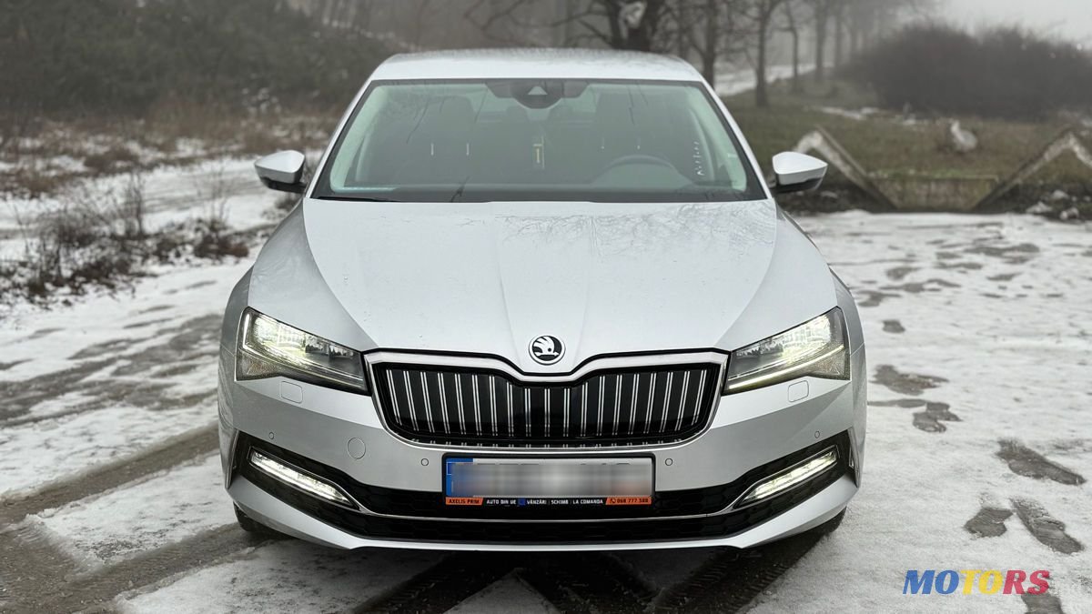2022' Skoda Superb photo #2
