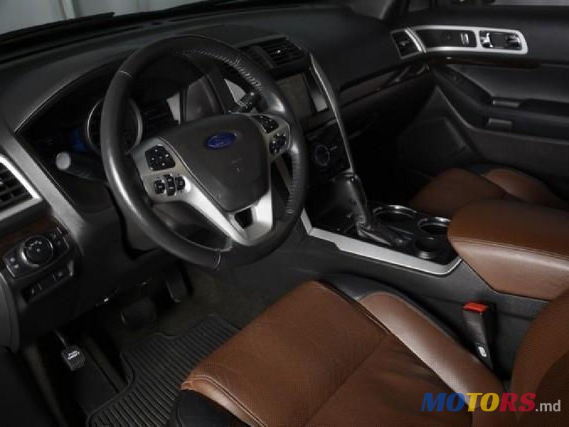 2014' Ford Explorer photo #4