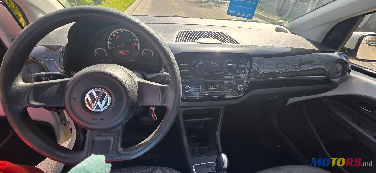 2013' Volkswagen Up! photo #5