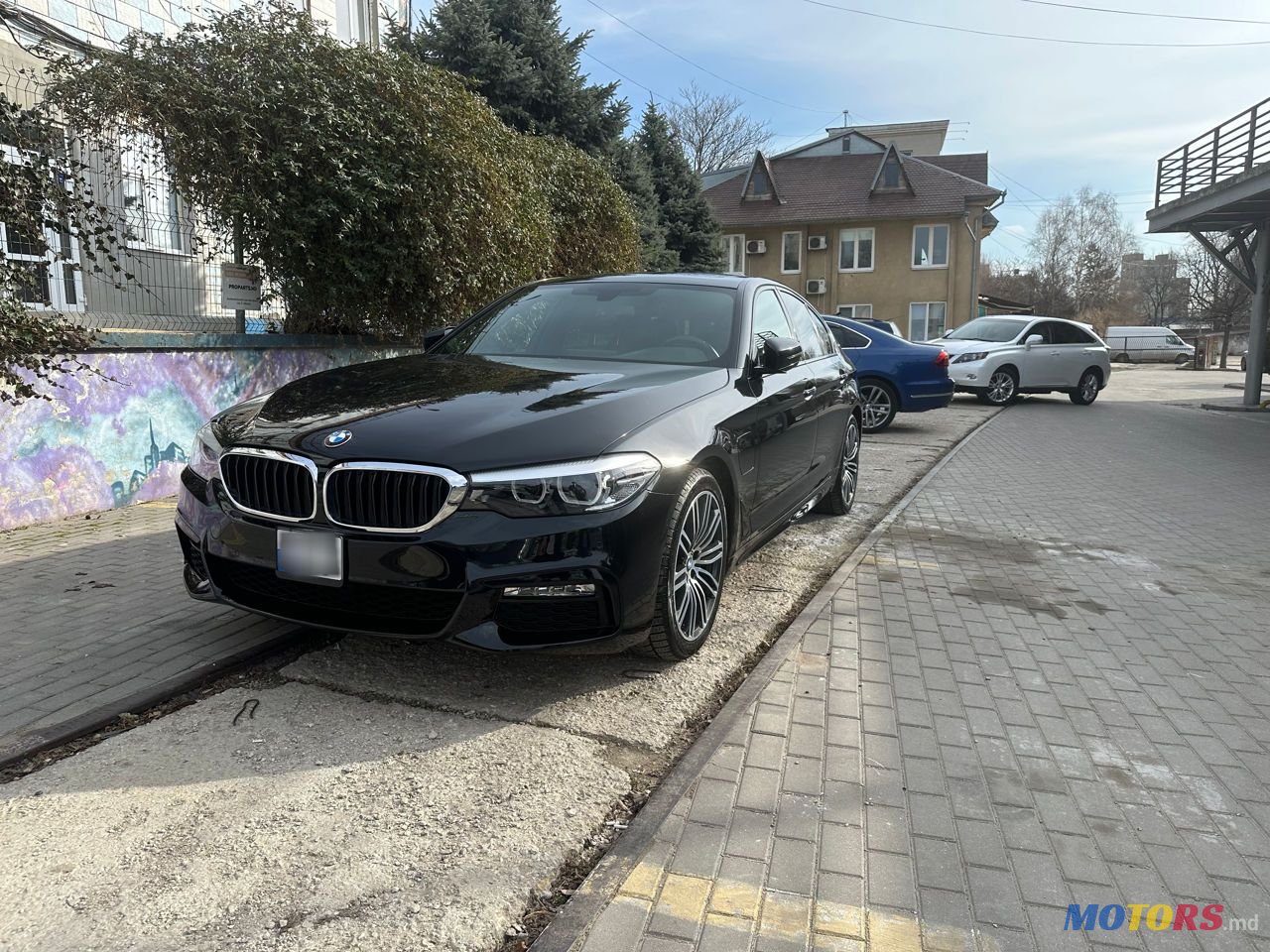 2018' BMW 5 Series photo #2