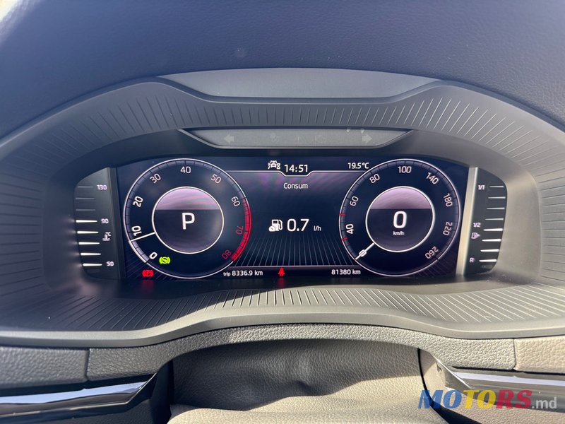 2020' Skoda Karoq Style photo #3