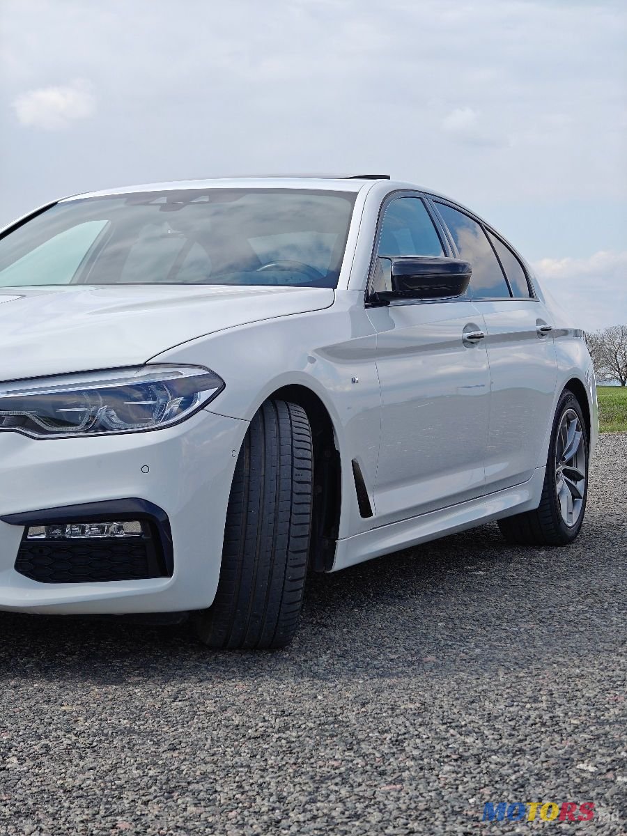 2018' BMW 5 Series photo #3