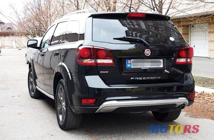 2016' Fiat Freemont photo #4