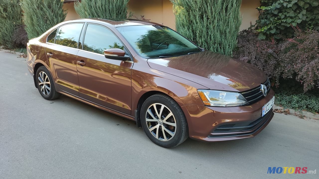 2016' Volkswagen Jetta photo #3
