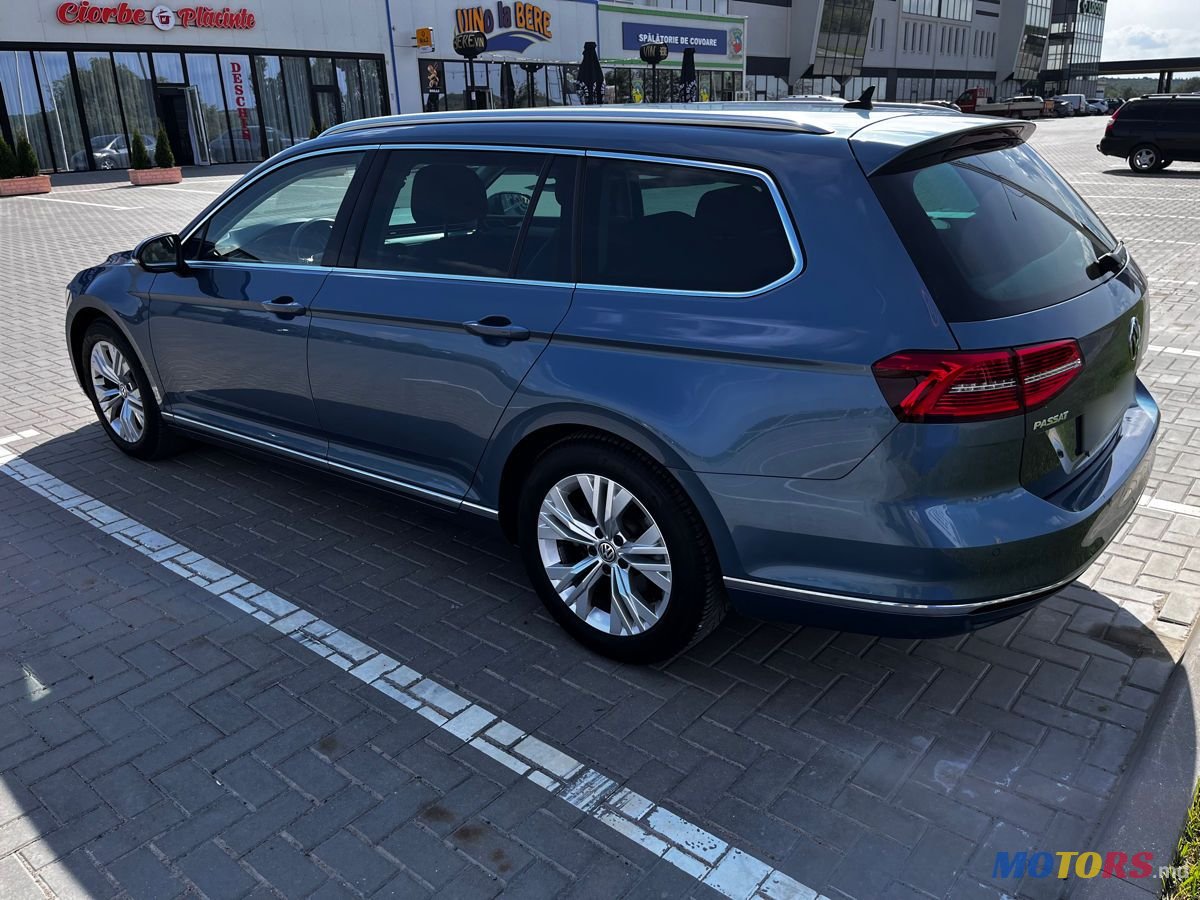 2018' Volkswagen Passat photo #5
