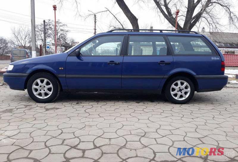 1996' Volkswagen Passat photo #1